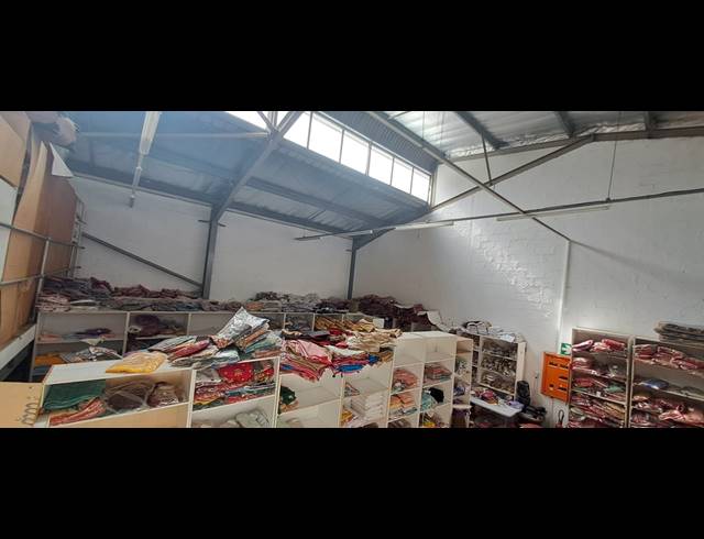 231M² WAREHOUSE FOR SALE IN UMGENI BUSINESS PARK